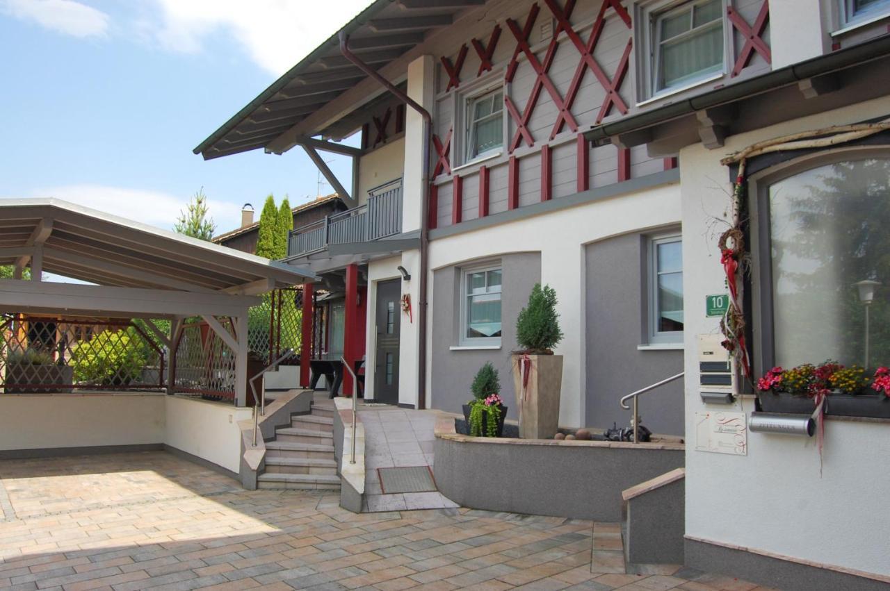 Ferienwohnung & App. Rosemarie Bad Birnbach Exterior foto